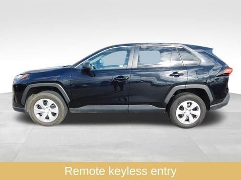 Used 2023 Toyota RAV4 LE image 7