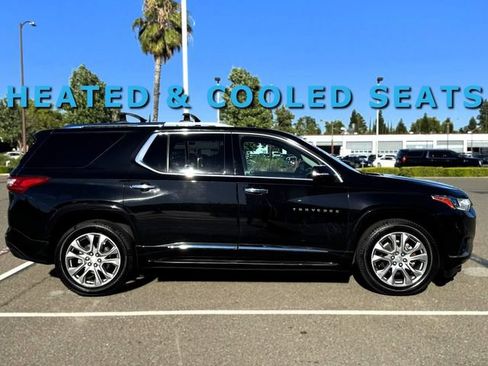 Used 2018 Chevrolet Traverse Premier w/ LPO, 'HIT The Road' Package FWD image 4
