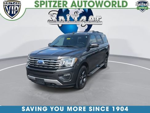Used 2018 Ford Expedition XLT w/ Equipment Group 202A AWD/4WD image 4