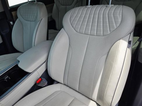 Certified 2024 Hyundai Palisade Limited FWD image 17