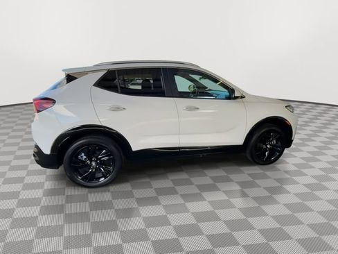 Used 2024 Buick Encore GX Sport Touring FWD image 8