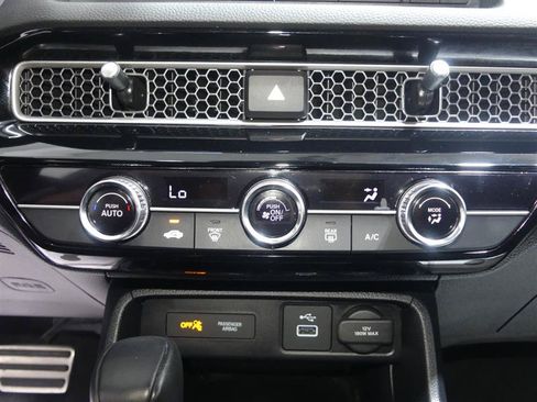 Used 2024 Honda Civic Sport image 36