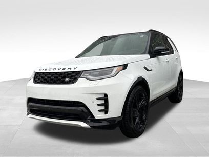 New 2024 Land Rover Discovery Dynamic SE