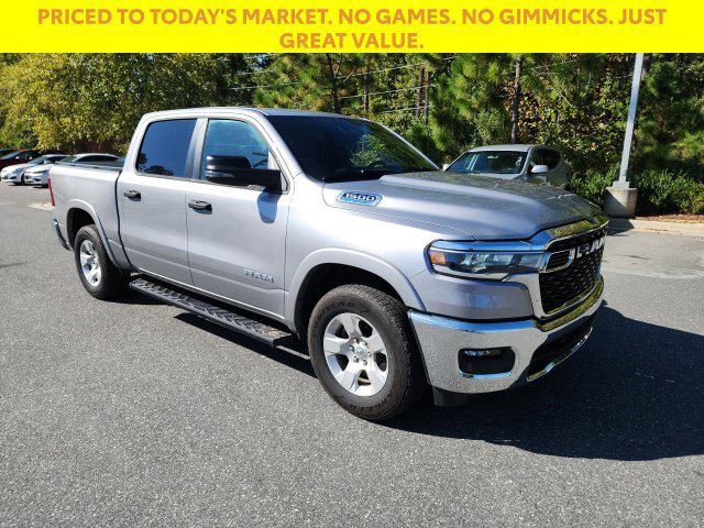 Used 2025 RAM 1500 Big Horn AWD/4WD image 1