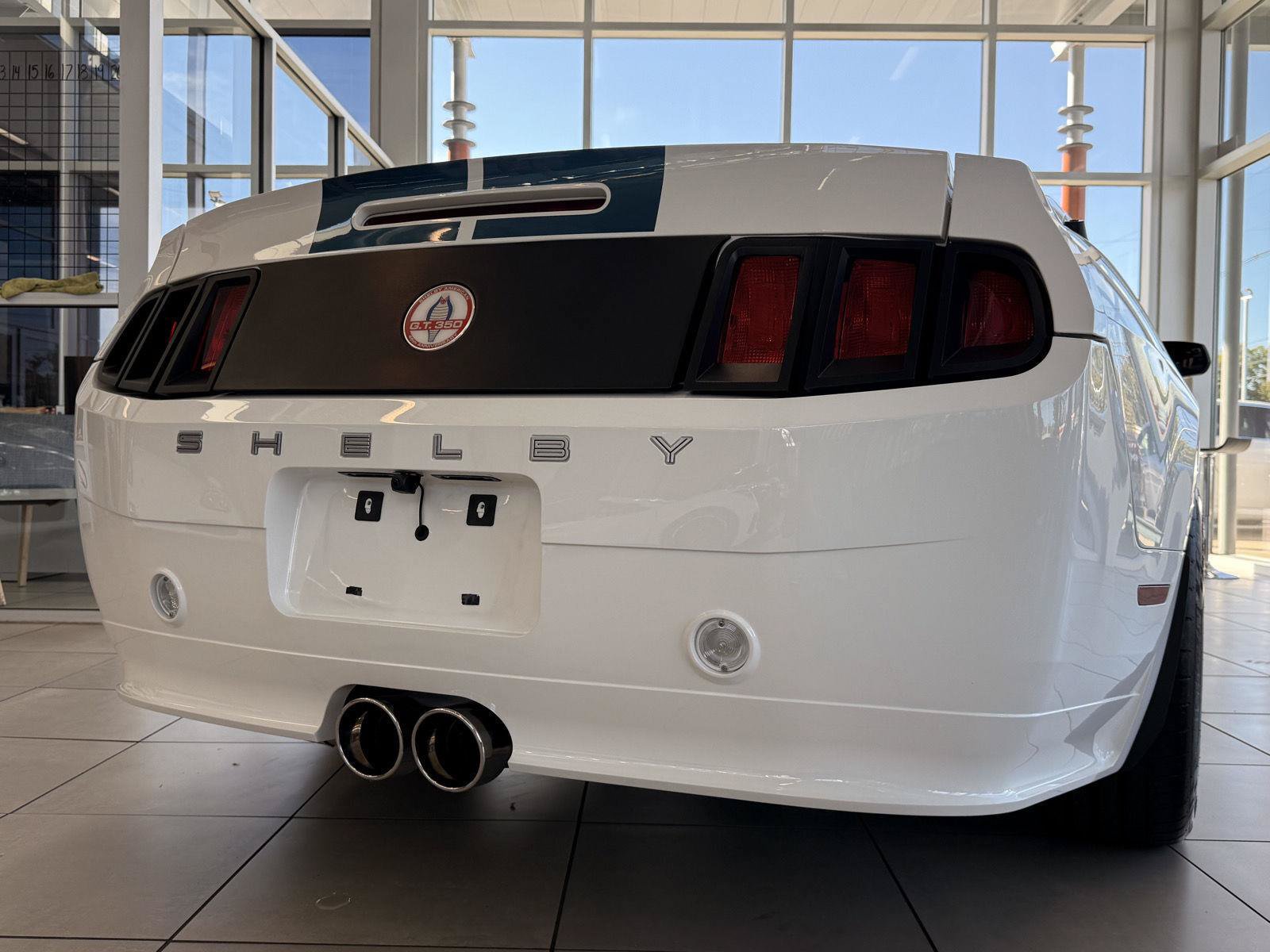 Used 2011 Ford Mustang GT Premium w/ Security Pkg RWD image 19