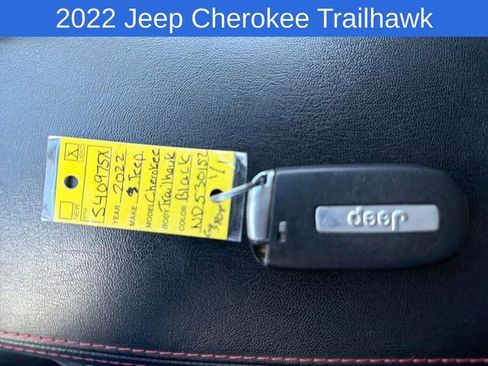 Used 2022 Jeep Cherokee Trailhawk w/ Sound & Nav Group AWD/4WD image 22