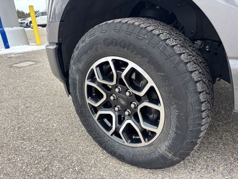 Used 2023 Ford F150 XLT w/ Equipment Group 302A High image 11