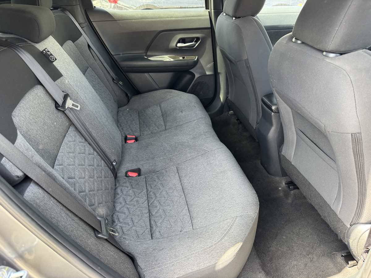 Used 2026 Nissan Kicks SV FWD image 17
