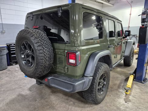 Used 2024 Jeep Wrangler Unlimited AWD/4WD image 17