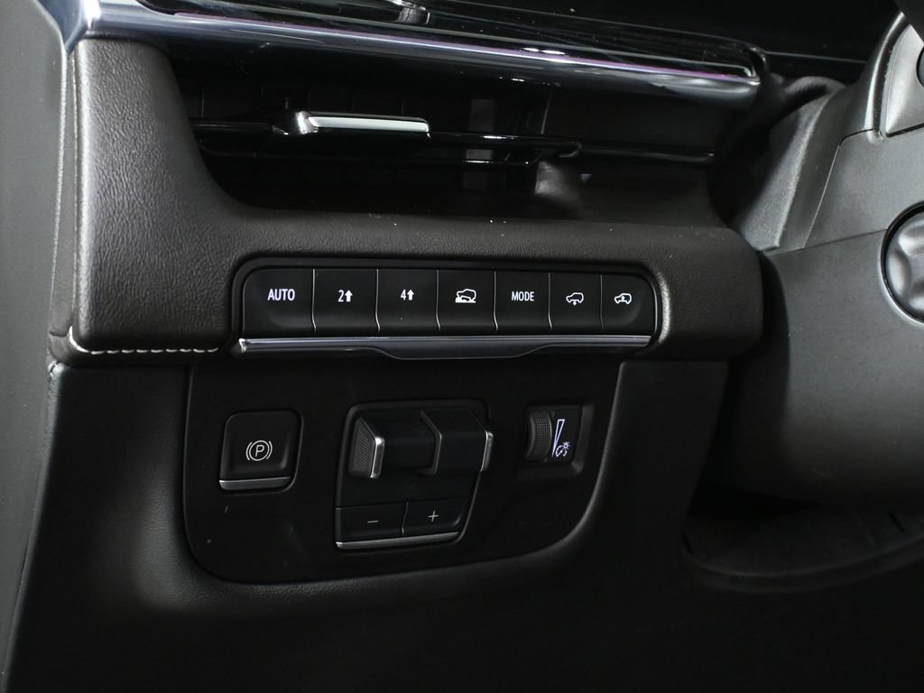 Used 2022 Cadillac Escalade Sport w/ Touring Package AWD/4WD image 25