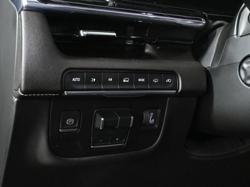 Used 2022 Cadillac Escalade Sport w/ Touring Package AWD/4WD image 25
