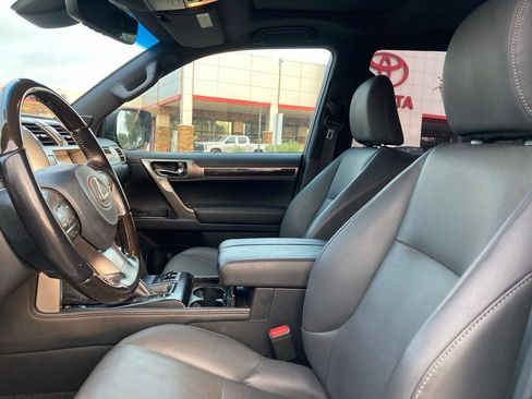 Used 2021 Lexus GX 460 Premium w/ Premium Package AWD/4WD image 10