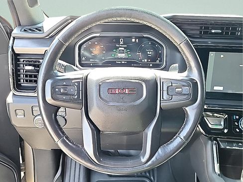 Used 2022 GMC Sierra 1500 AT4 w/ AT4 Preferred Package AWD/4WD image 18