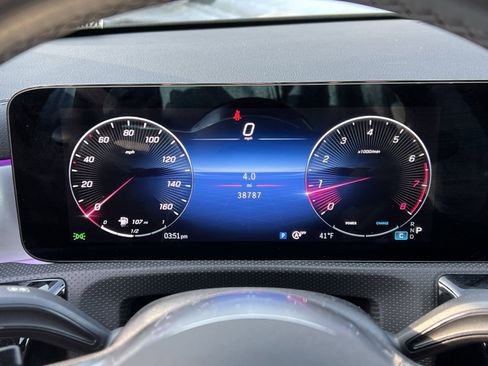 Certified 2025 Mercedes-Benz CLA 250 4MATIC image 15