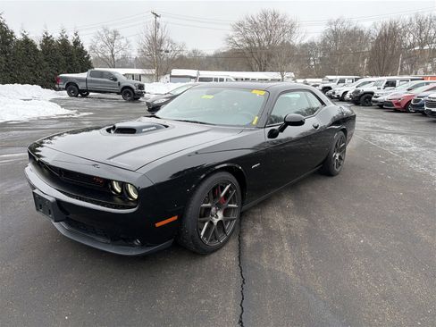 Used 2016 Dodge Challenger R/T Plus image 4