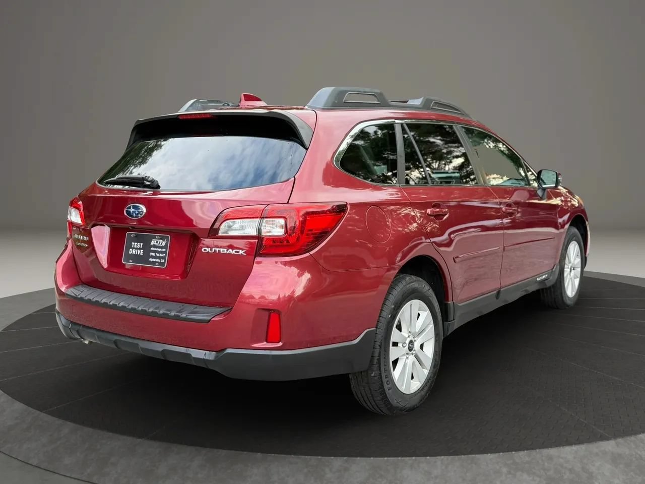 Used 2016 Subaru Outback 2.5i Premium AWD/4WD image 4
