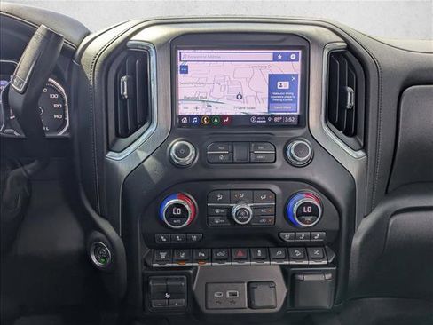 Used 2023 GMC Sierra 2500 Denali w/ Denali Black Diamond Edition image 11