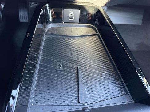 Used 2025 Ford Mustang Mach-E Premium image 15