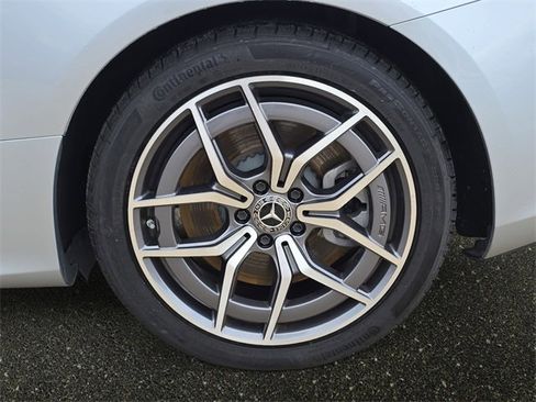 Used 2023 Mercedes-Benz E 450 4MATIC Cabriolet image 36