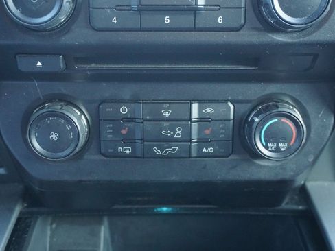 Used 2018 Ford F150 Raptor w/ Equipment Group 801A Mid image 12