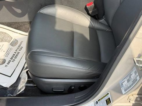Used 2025 MAZDA MAZDA3 s FWD image 17