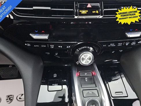 Used 2023 Acura MDX SH-AWD image 4