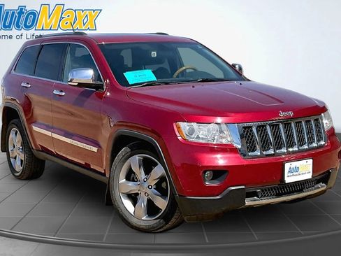 Used 2013 Jeep Grand Cherokee Overland AWD/4WD image 3