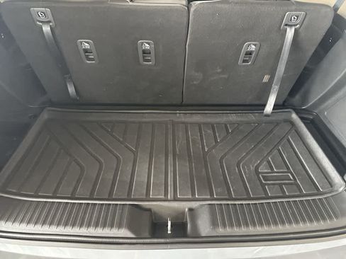 Used 2025 Honda Pilot Touring image 24