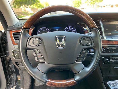 Used 2015 Hyundai Equus Signature image 57