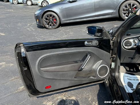 Used 2013 Volkswagen Beetle 2.5 image 5