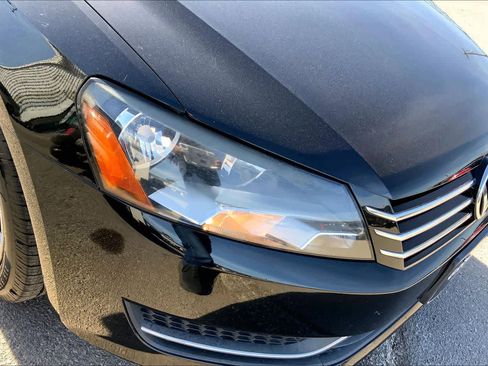 Used 2015 Volkswagen Passat 1.8T SE image 26