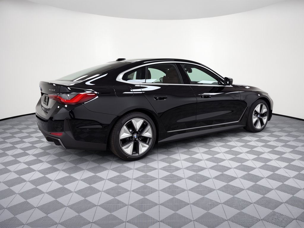 Used 2026 BMW i4 xDrive40i w/ Premium Package AWD/4WD image 9