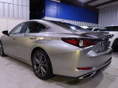 Used 2020 Lexus ES 350 F Sport image 3