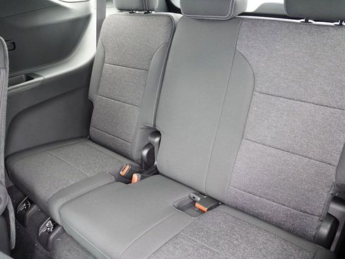 New 2026 Chevrolet Traverse LT w/ Driver Confidence Package image 12