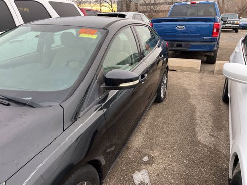 Used 2015 Ford Focus SE image 7