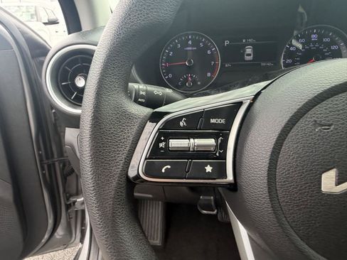 Used 2024 Kia Forte LXS FWD image 15