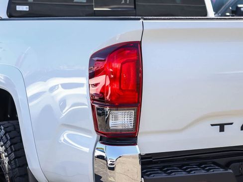 Used 2022 Toyota Tacoma SR5 w/ Black Out Package (TMS) RWD image 7