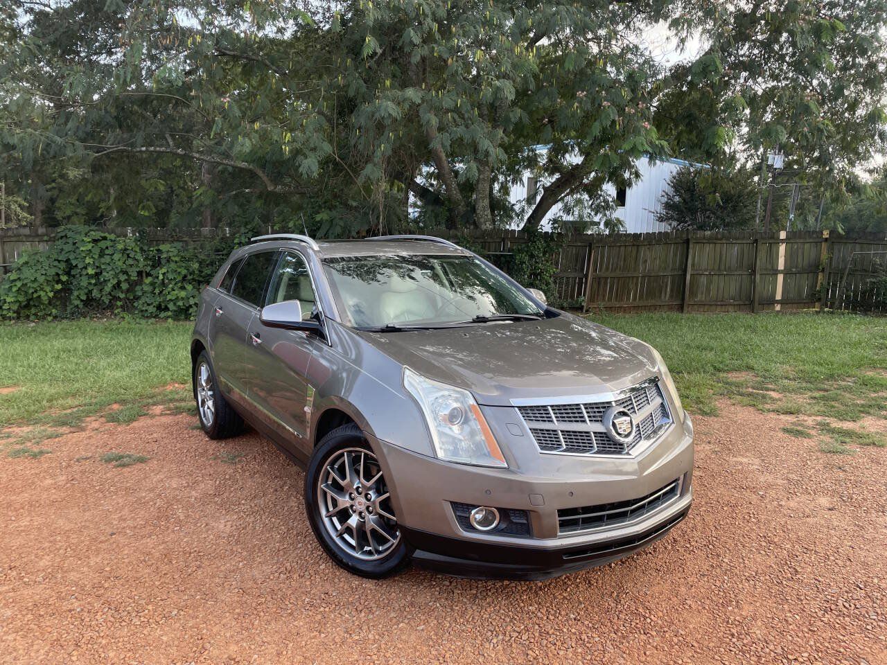 Used 2011 Cadillac SRX Performance FWD image 1