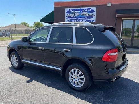 Used 2009 Porsche Cayenne AWD/4WD image 3