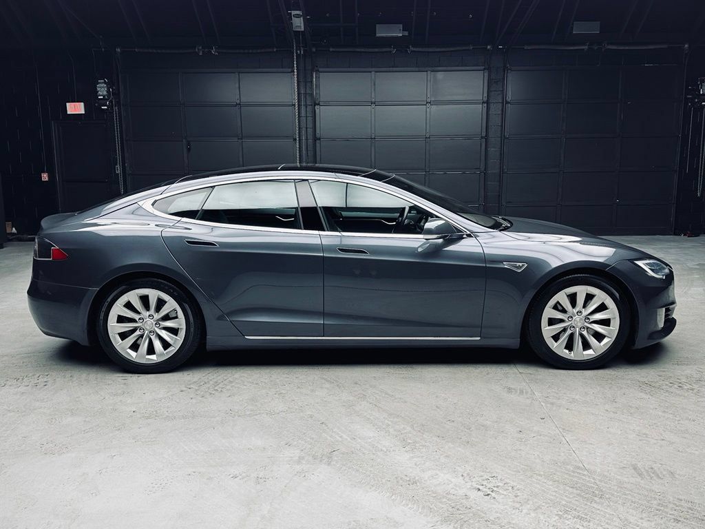 Used 2016 Tesla Model S 90D AWD/4WD image 8