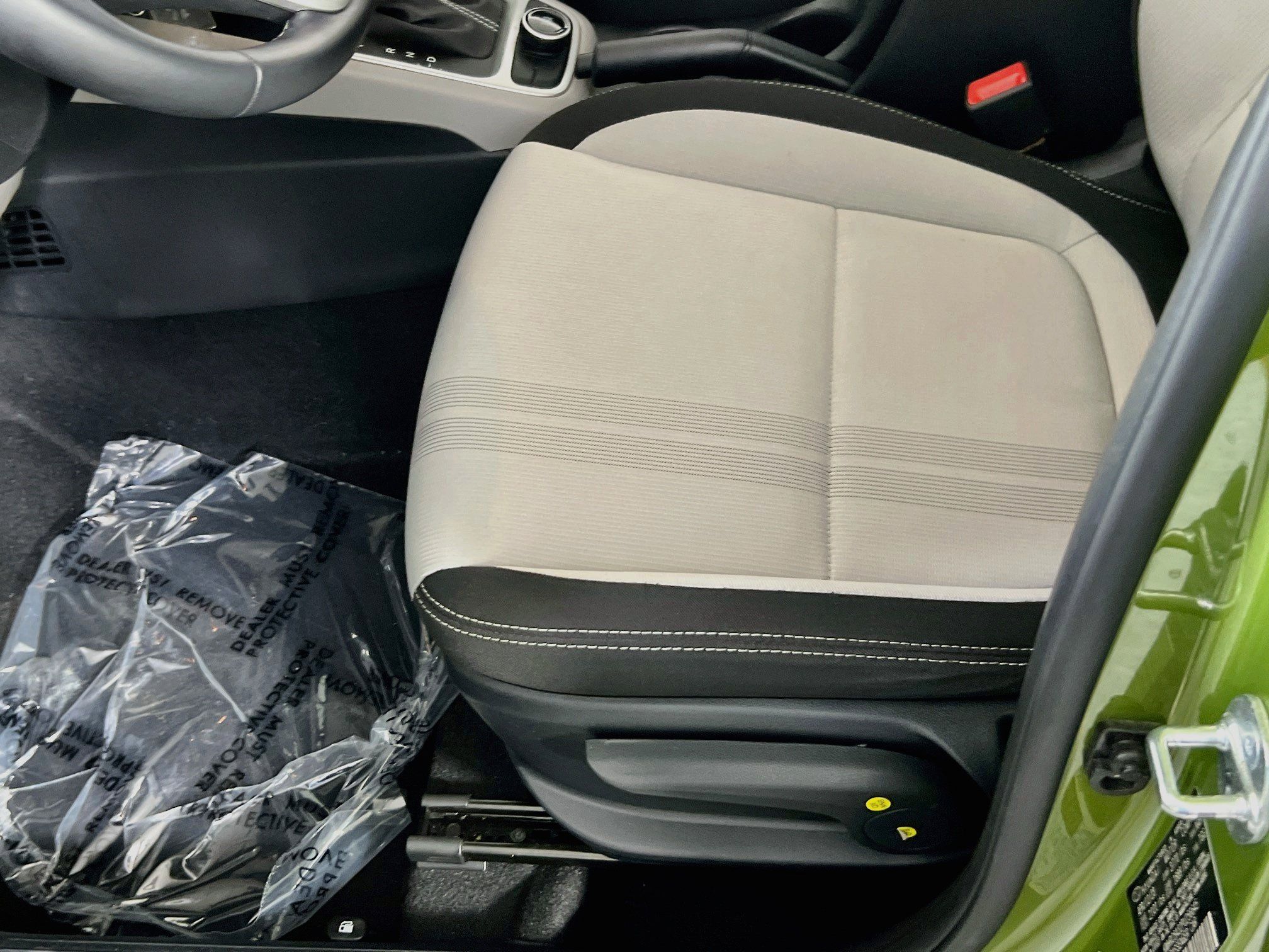 Used 2023 Hyundai Venue SEL FWD image 18