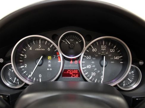 Used 2012 MAZDA MX-5 Miata Special Edition image 28