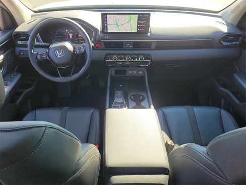 Certified 2026 Honda Passport RTL image 17