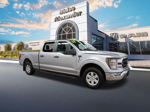 Used 2023 Ford F150 XLT image 1