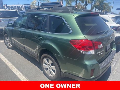 Used 2012 Subaru Outback 2.5i Limited w/ Popular Pkg 1B AWD/4WD image 4