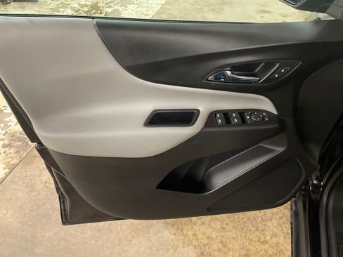 Certified 2022 Chevrolet Equinox LS w/ LS Convenience Package image 11