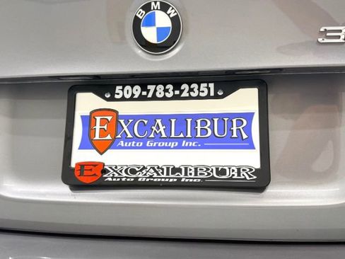 Used 2011 BMW 328i xDrive Sedan image 16