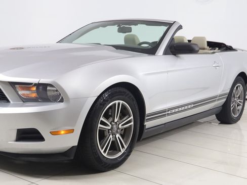 Used 2011 Ford Mustang Premium w/ 201A Rapid Spec Order Code RWD image 55