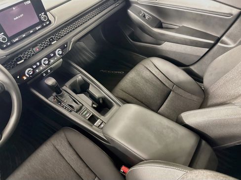 Certified 2023 Honda Accord EX image 28