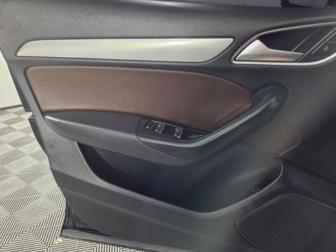 Used 2017 Audi Q3 2.0T Premium Plus image 22